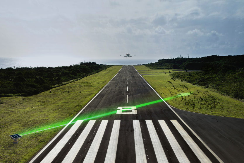 Laser verjaagt ganzen van een landingsbaan