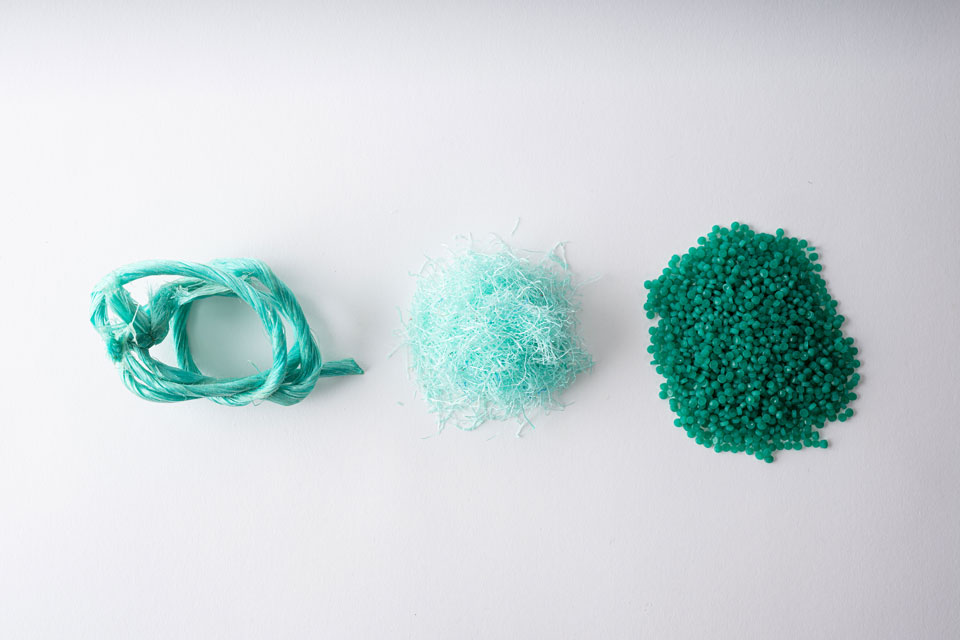 Plastic touw en net en granulaat