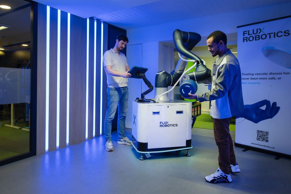 Flux Robotics - FLUX4 Vaatnavigatie